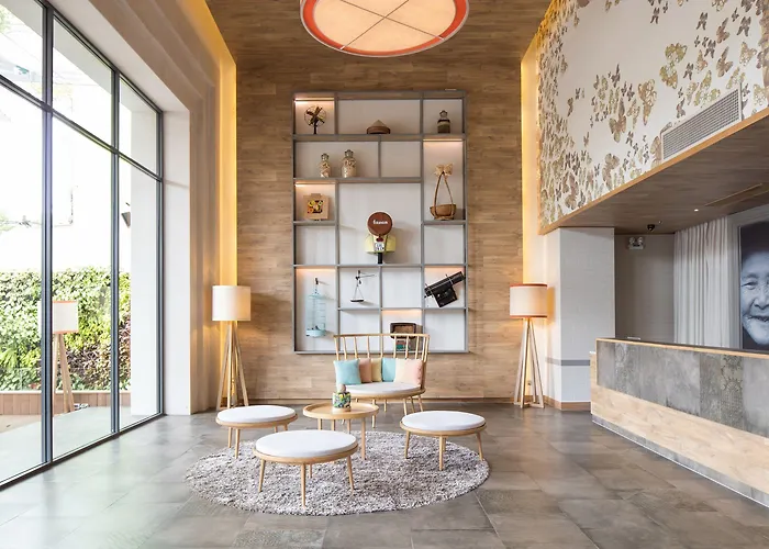 Fusion Suites Saigon